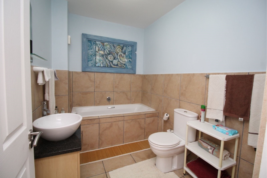 3 Bedroom Property for Sale in Country Club Western Cape